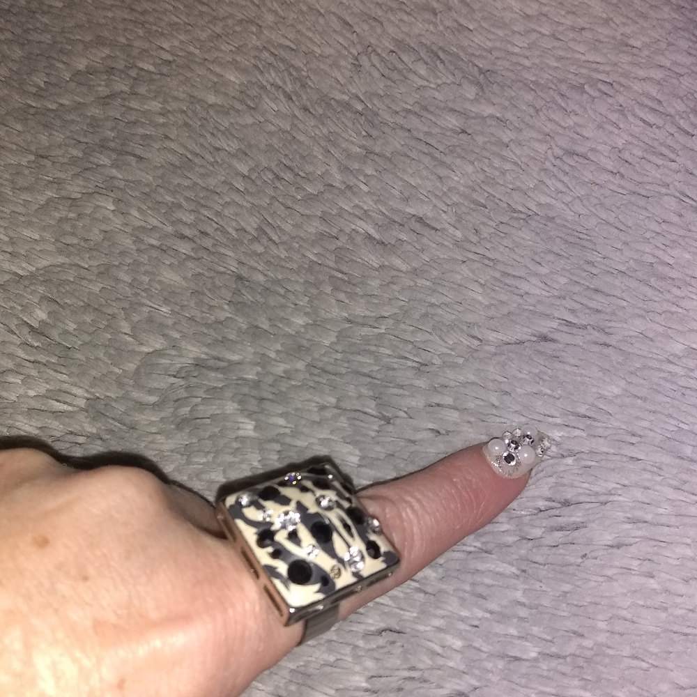 Zebra with diamond ring